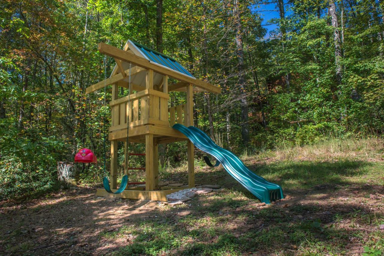 Villa Bearfoot Retreat Waldens Creek Esterno foto